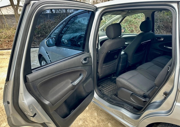Ford S-Max cena 15900 przebieg: 370000, rok produkcji 2009 z Wrocław małe 407